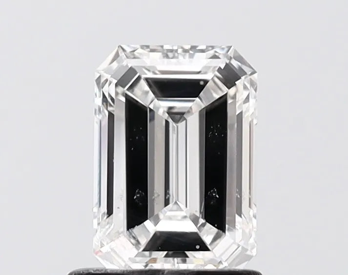1.01ct Emerald Lab Grown Diamond (Colour F, Clarity SI1, IGI Certified)