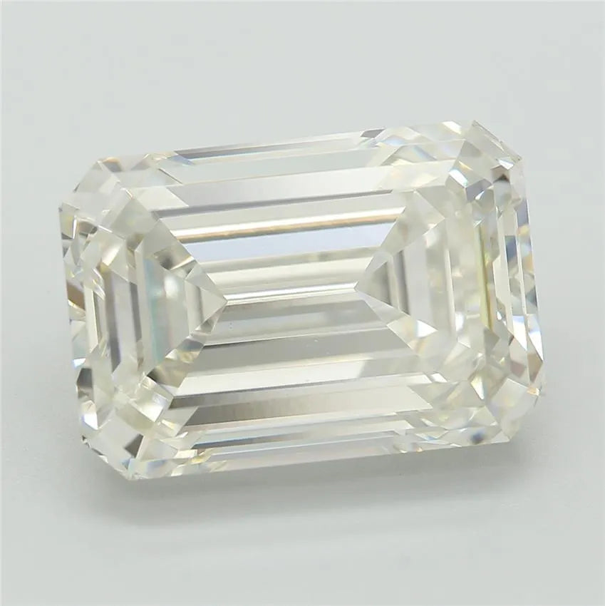 5.52ct Emerald Lab Grown Diamond (Colour I, Clarity VVS2, IGI Certified)