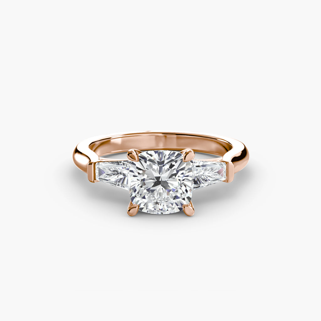 Anello trilogy con baguette laterali — montatura