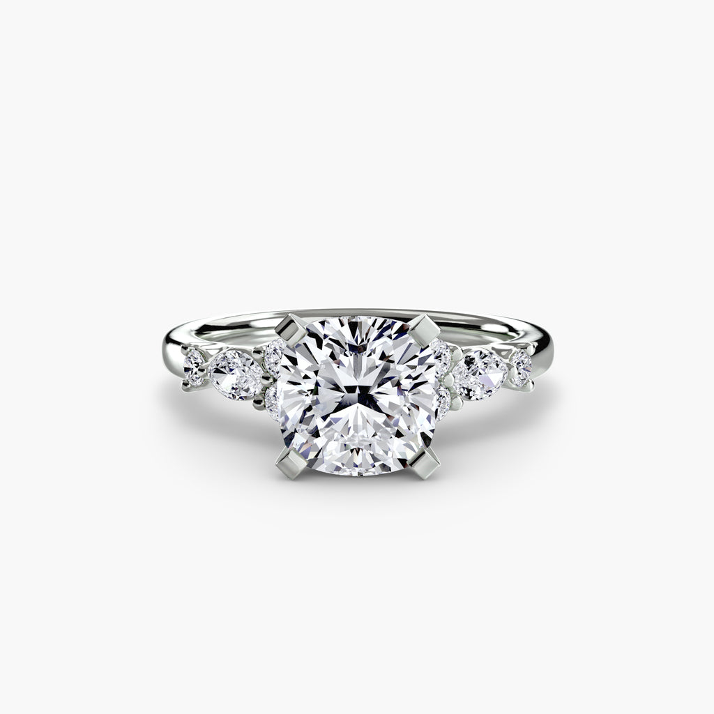 Anello solitario con dettaglio floreale — montatura