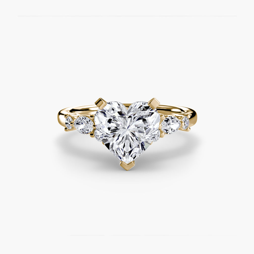 Anello solitario con dettaglio floreale — montatura