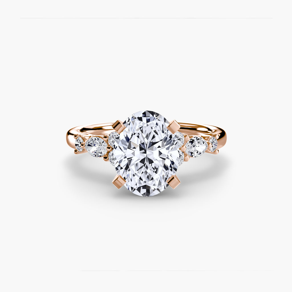 Anello solitario con dettaglio floreale — montatura