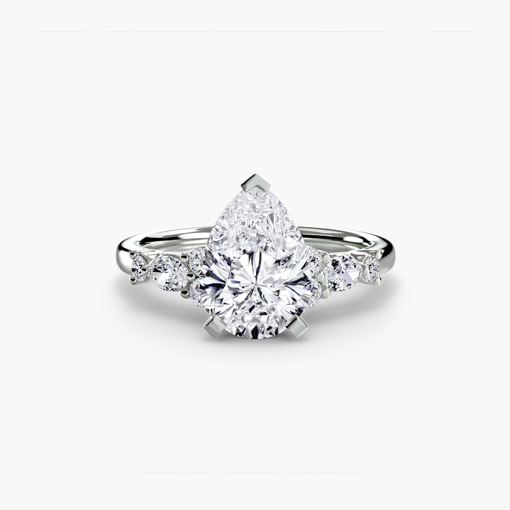 Anello solitario con dettaglio floreale — montatura