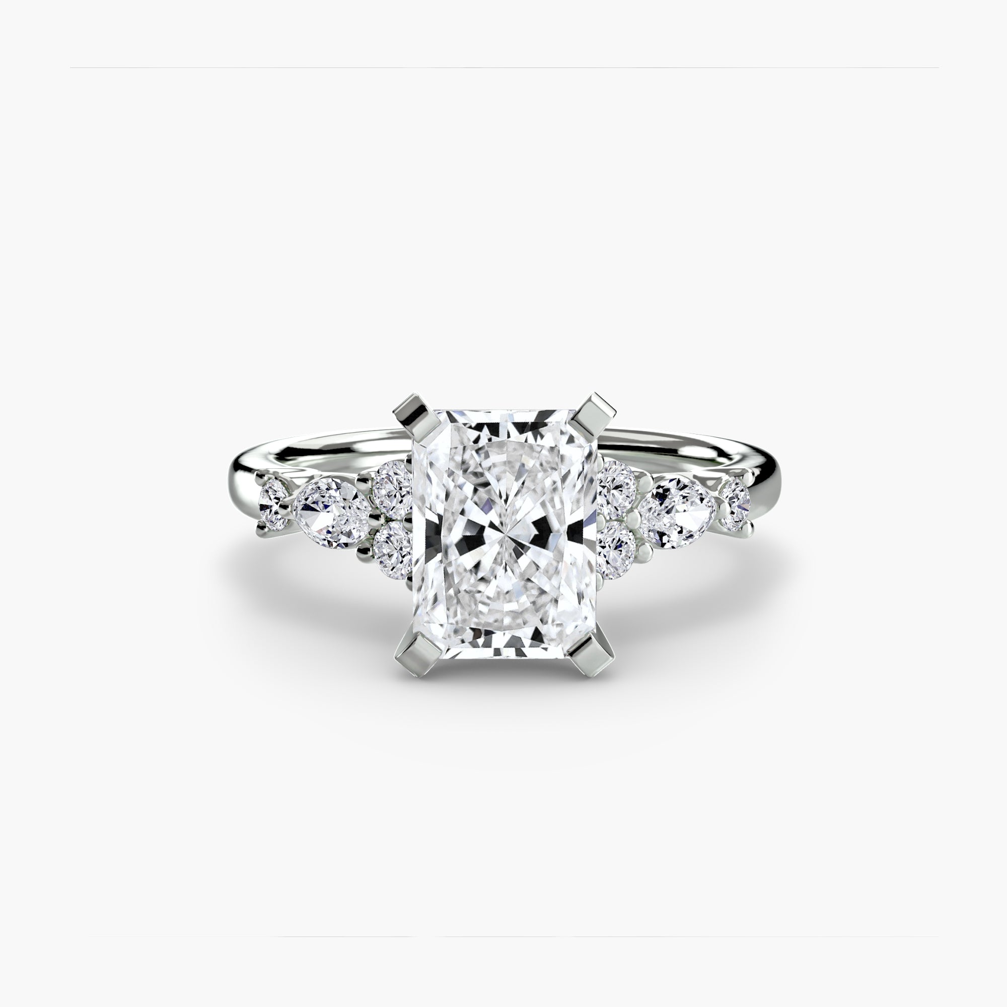 Anello solitario con dettaglio floreale — montatura