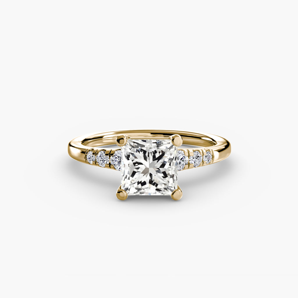Anello solitario con spalle impreziosite — montatura