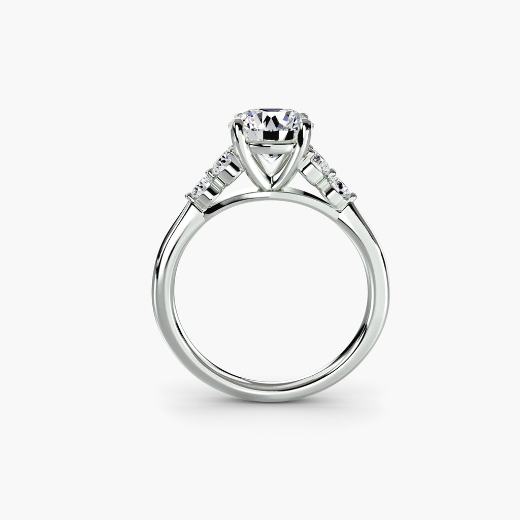 Anello solitario con spalle impreziosite, gambo 2,0 mm