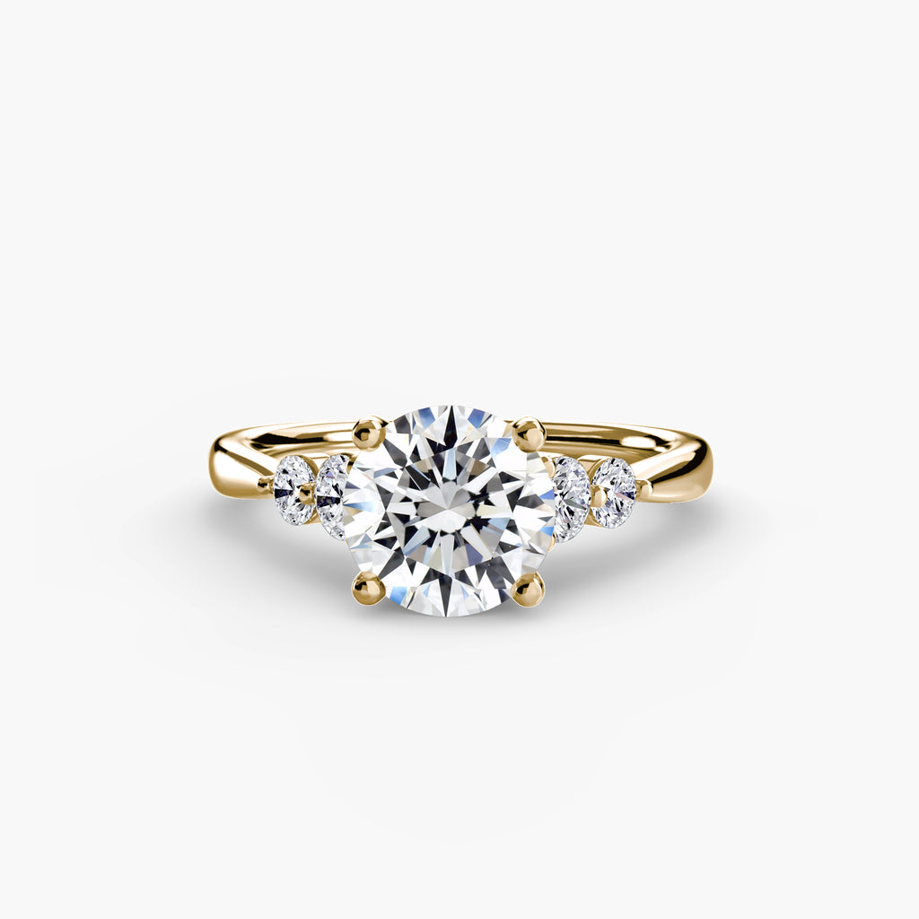 Anello solitario con spalle impreziosite, gambo 2,0 mm