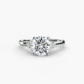 Anello solitario con spalle a cluster — montatura