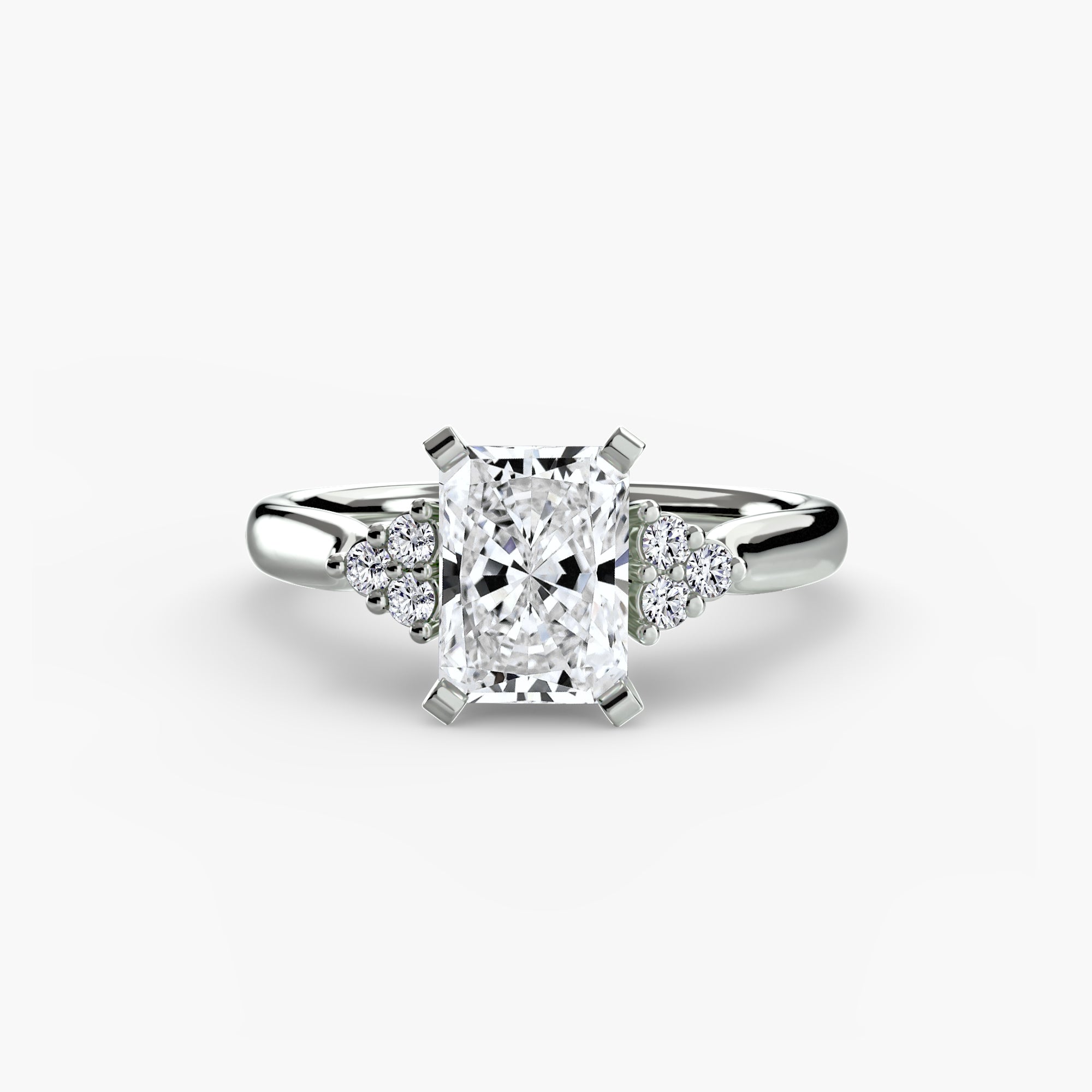Anello solitario con spalle a cluster, gambo 2,5 mm