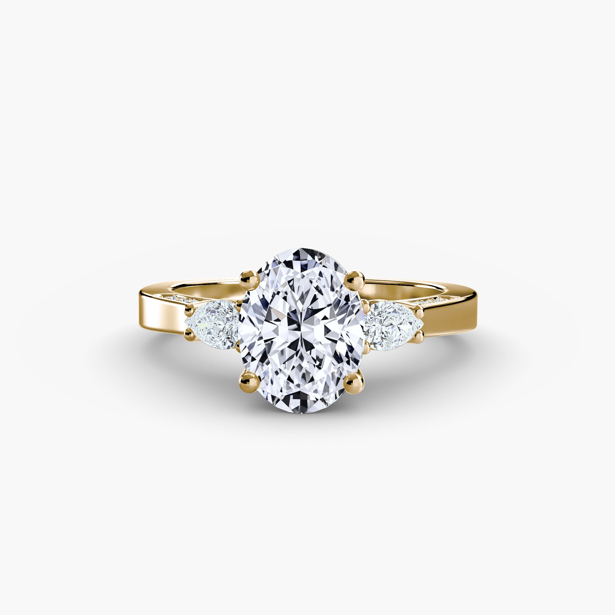 Anello trilogy con pavé sulle spalle — montatura