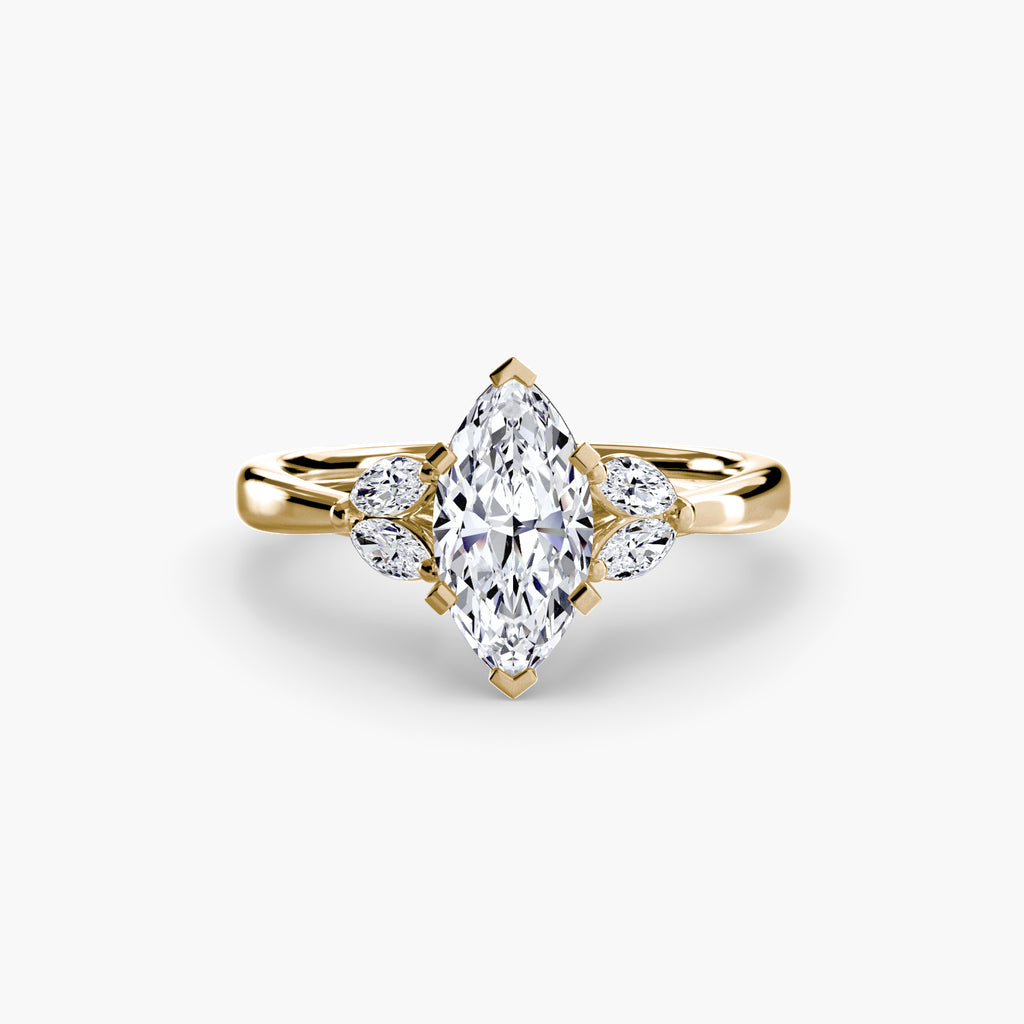 Anello cluster Celeste con pietre laterali — montatura